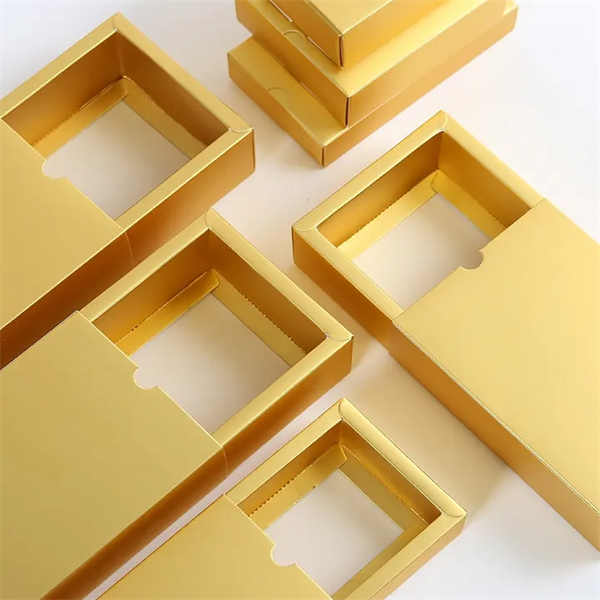 Create Memorable Unboxing Experiences with Our Stunning Gold and Silver Wrap