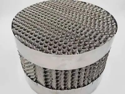 Benefits of Cascade Mini Ring Packing in Compact Distillation Columns