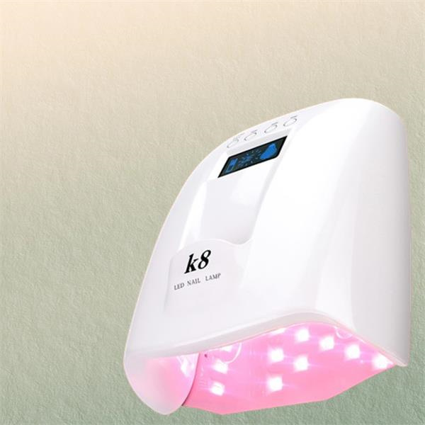 Els beneficis d'utilitzar llum uv led per les teves ungles