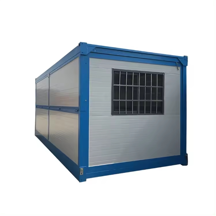 Modern tasarım, metal bir küçük evde pratik yaşamla buluşuyor