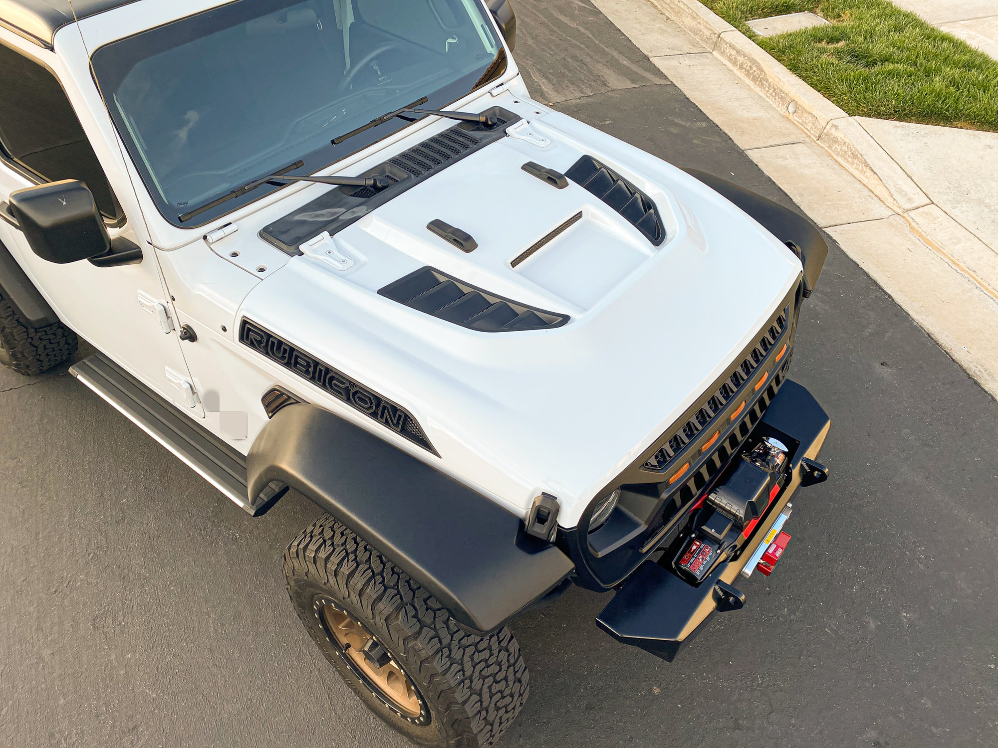 Enhance the Appearance and Functionality of Your Bronco with the Right Bumper