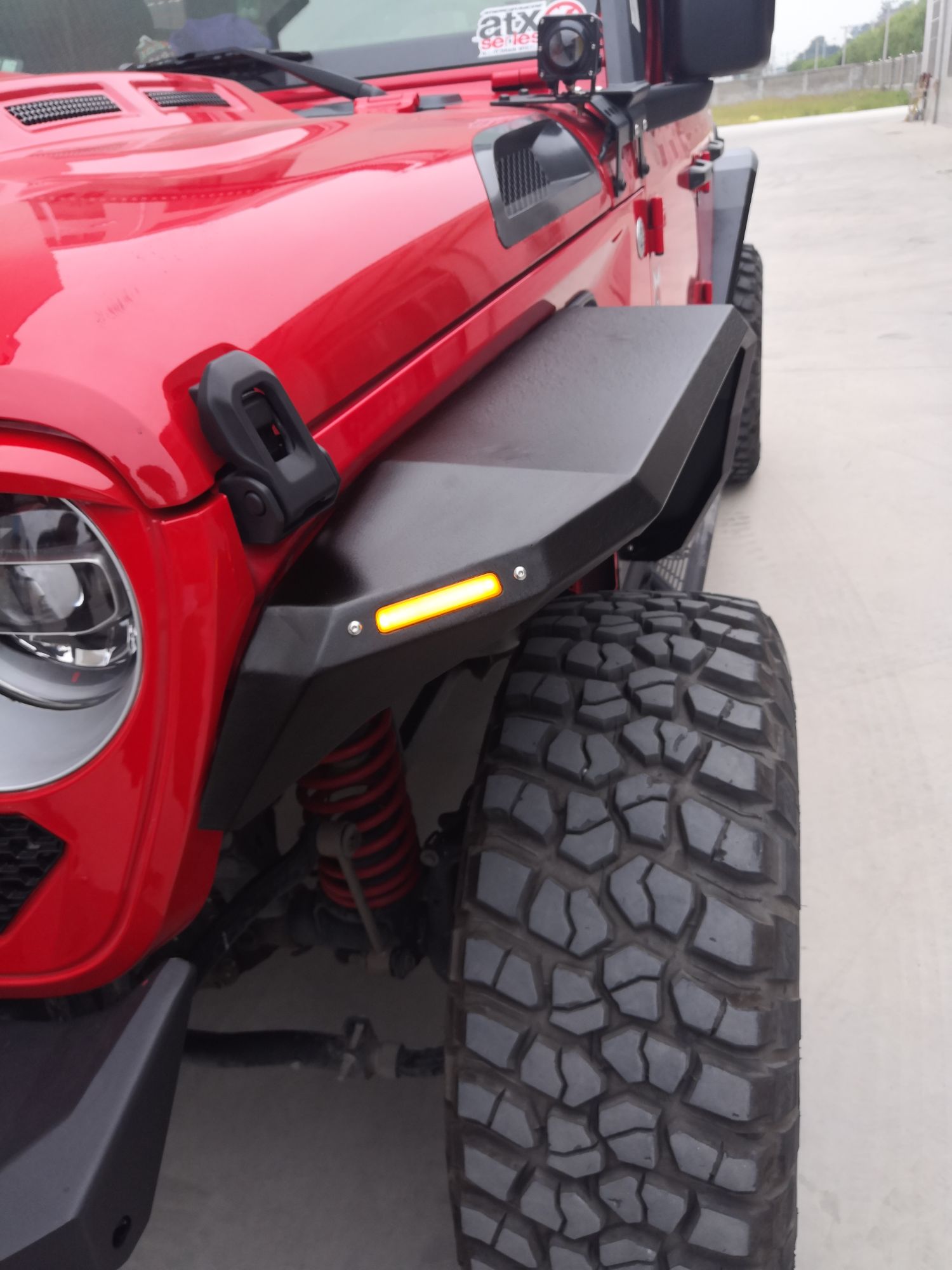 Choosing the Right LED Tail Lights for Your Style