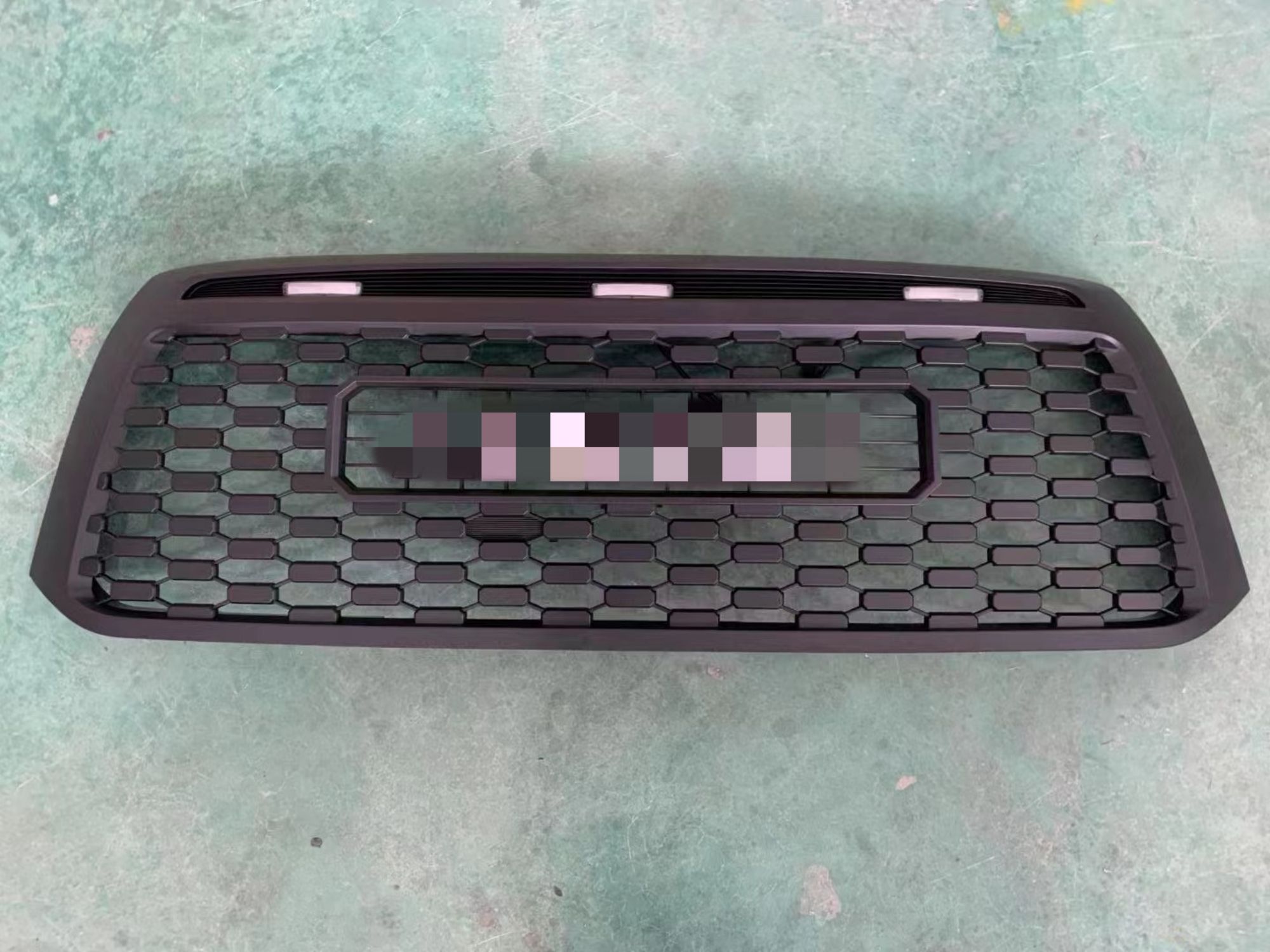 Spedking TOYOTA 2007-2013 TUNDRA GRILL WITH LIGHT জন্য