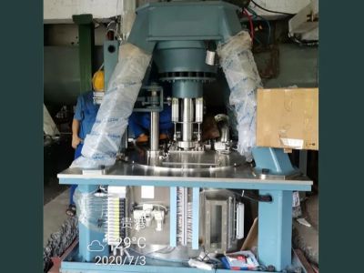 Schilcentrifuges vs. Traditionele Centrifuges: Wat is het verschil?