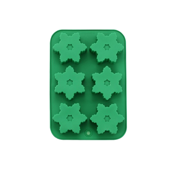 Impress Guests with Unique Xmas Desserts Using Silicone Molds