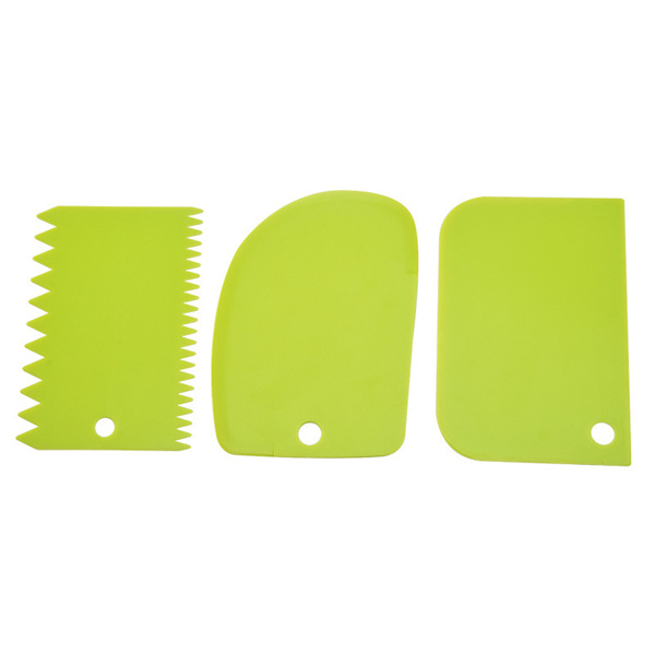 Say Goodbye to Uneven Dough with a Precise Scraper!