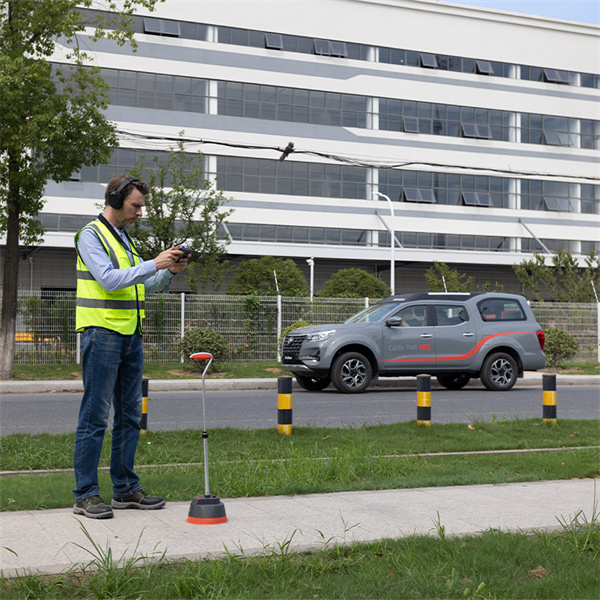 Identifiez efficacement les défaillances de câble avec le localisateur de pannes de câble de télécommunication.