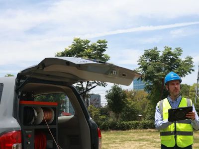 5 lý do công ty B2B nên hợp tác với nhà sản xuất bộ định vị lỗi cáp Tanbos