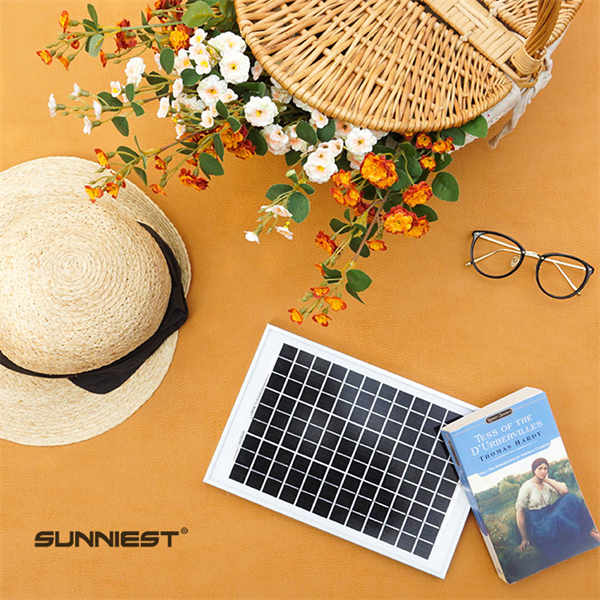 Mono Crystal Solar Panels