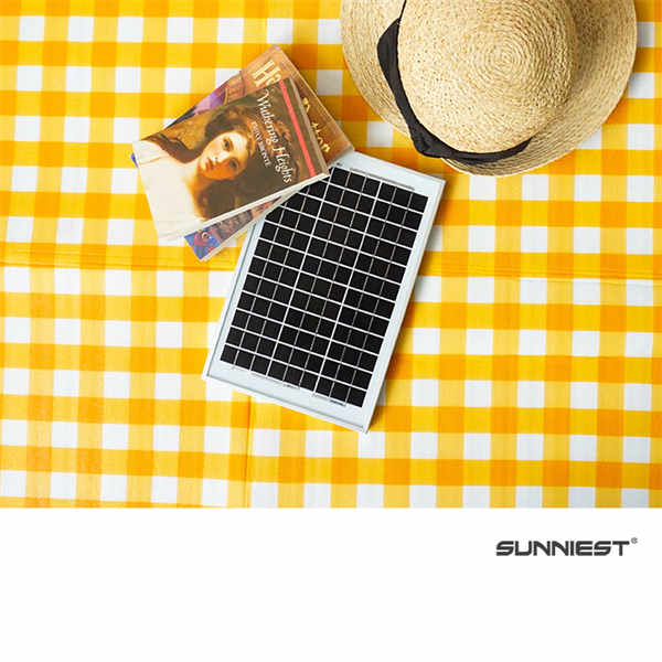 The Versatility of Glass Solar Panels
