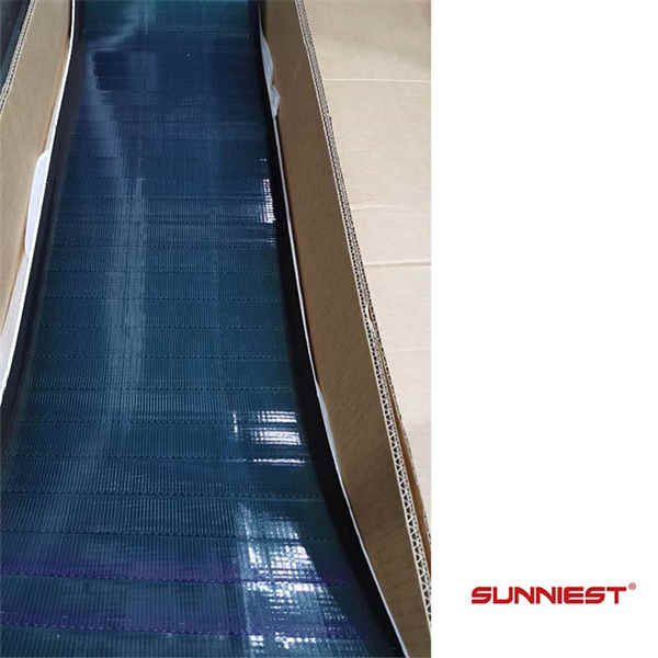 Panel surya fleksibel sempit