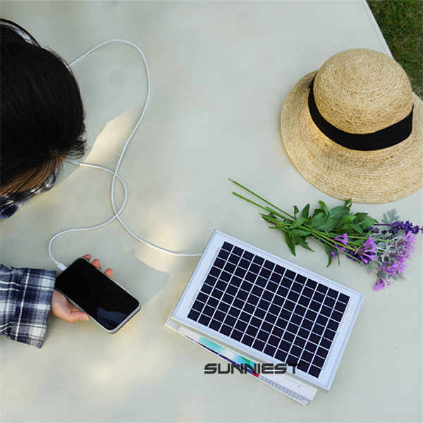 A Small 12 Volt Panel