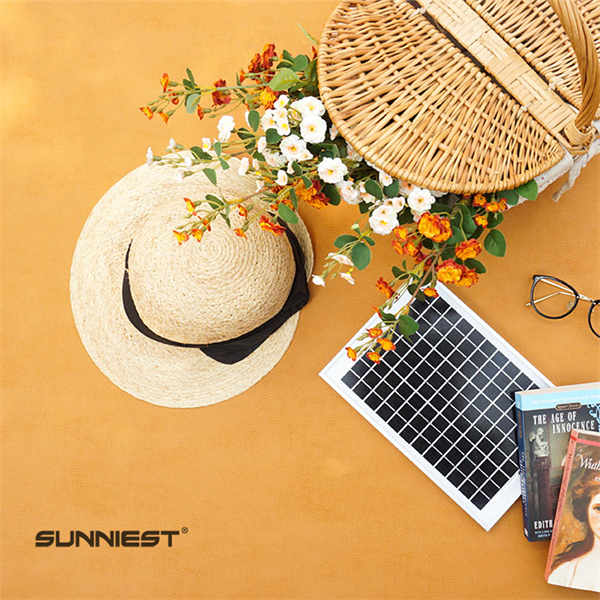 Affordable and easy-to-use small solar panels