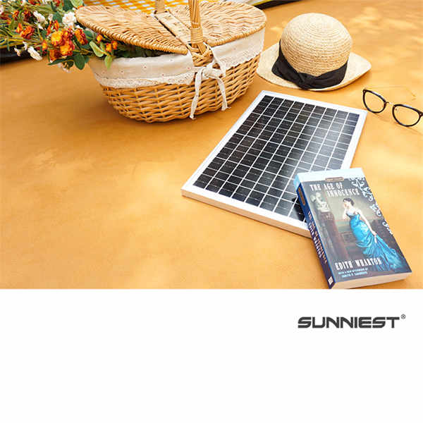 Durability and Efficiency with Glass Solar Panels