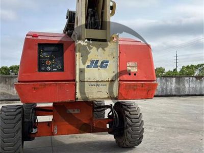 Aerial Work Platform for Narrow Spaces: Best Models for Tight Areas