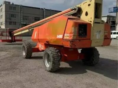 Save Costs: When Should You Decide to Boom Lift Rent or Buy?