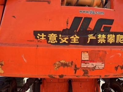 Buying New vs Used JLG Boom Lifts: Pros and Cons