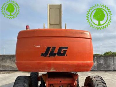 The Role of JLG Boom Lifts in Warehouse and Logistics Operations