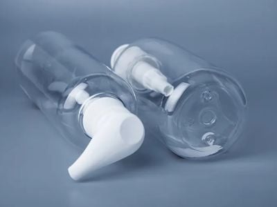 Advantages of using plastic bottles in different temperature environments