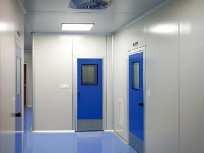 The Role of Air Shower Systems in Pharmaceutical Cleanrooms