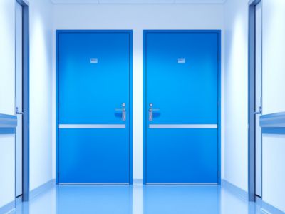 What Engineering Standards Apply to Cleanroom Hinged Doors?