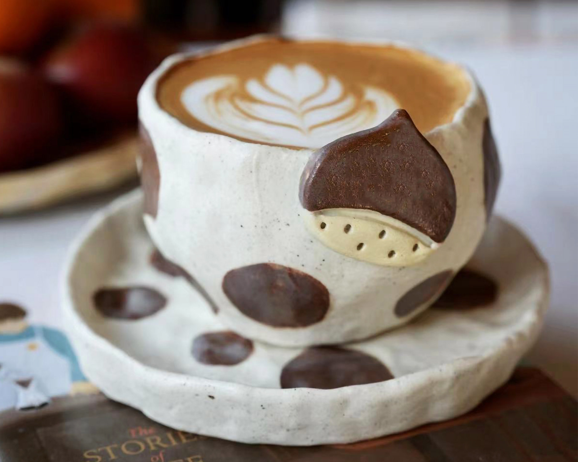 Wholesale Custom Artistic Drinkware Hand Pinched Unique Pottery Artisan Chestnut irregular Ceramic Coffee Mug manufacture