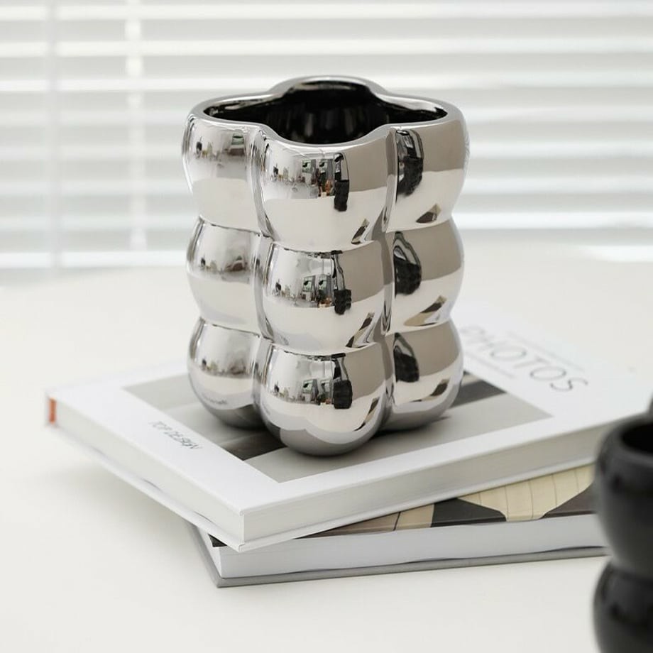 Nordic Creative garden succulent pots home balcony electroplate ceramic bubble round plant flower bud pot manufacture