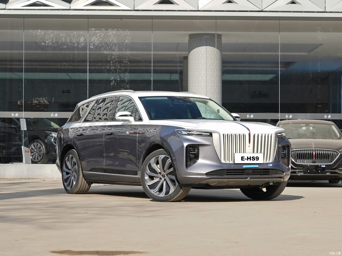 Super Quality FAW Hongqi E-HS9 690KM Qixiang Editiont Six Seas New Energy Vehicles details