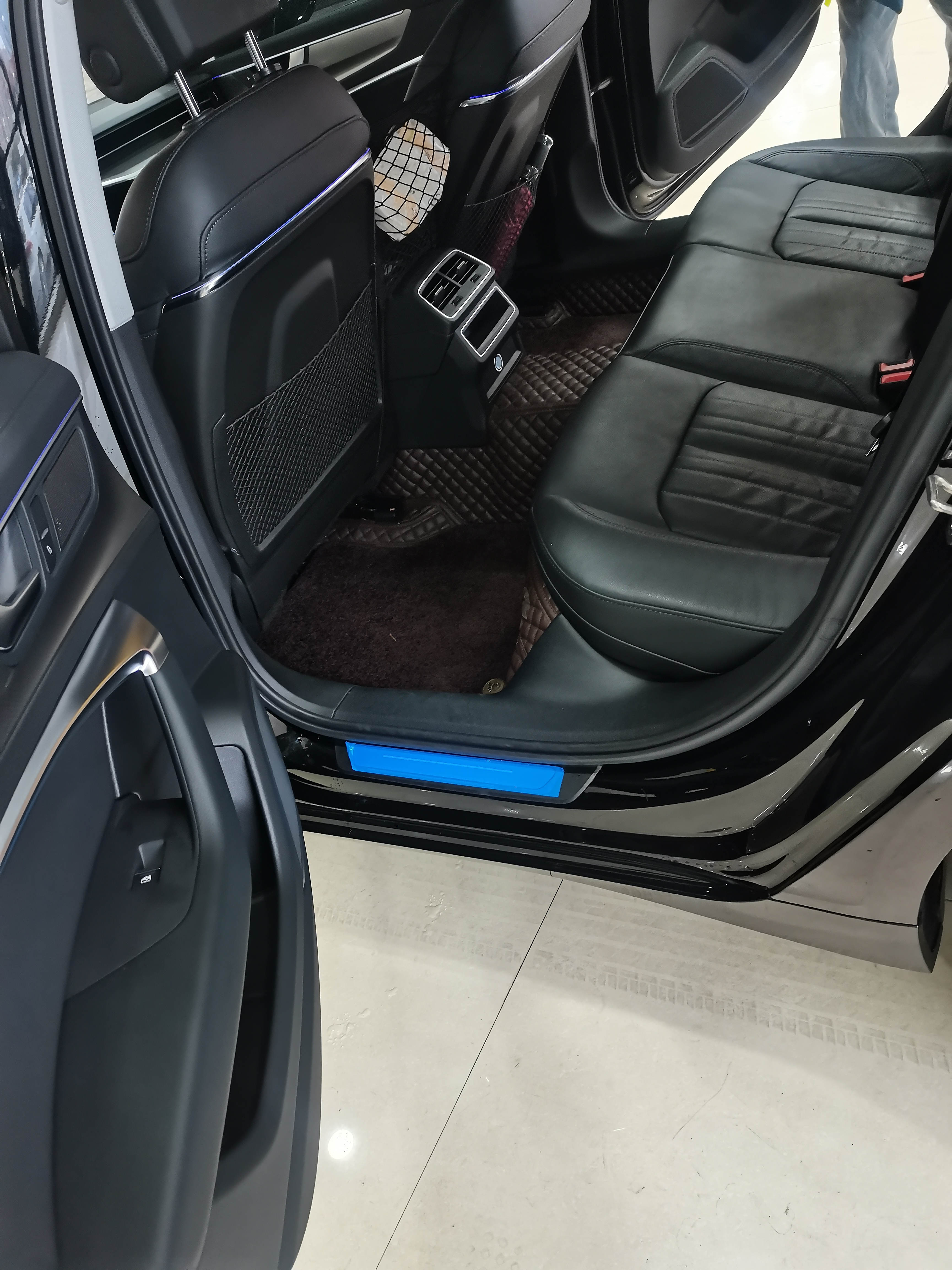 Hot Selling Audi A8L 50 TFSI Quattro 48V Fuel Vehicle With Mild Hybrid System details