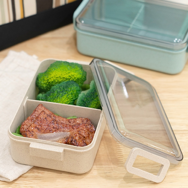 Make meal prep a breeze with plastic bento boxes