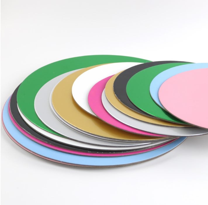 Eco-Friendly Cake Base Tray Cake Board Multi-Size Gold Foil Food Paper Dessert Cake Pads Cake Board with Hole in Middle manufacture