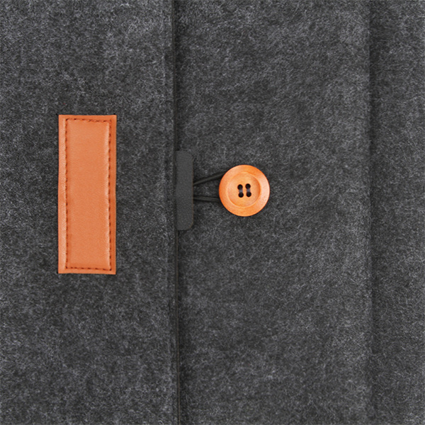Securely carry your 14 inch laptop in this case