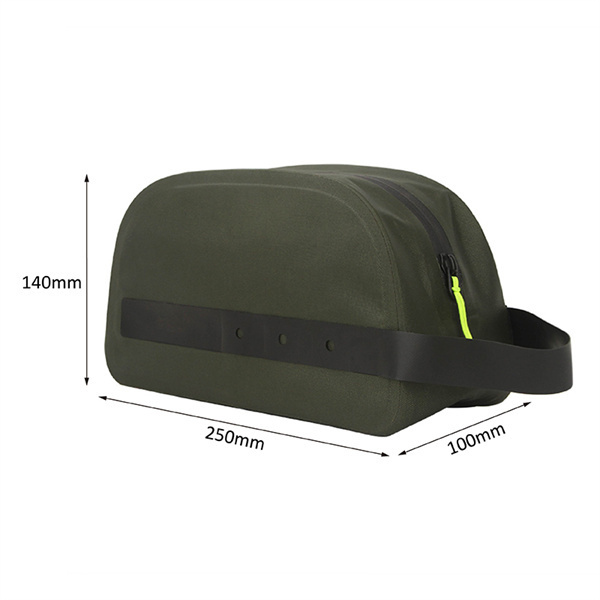Never lose or damage your hats again with this compact and convenient case