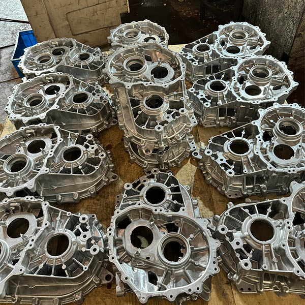 High pressure aluminum die casting techniques