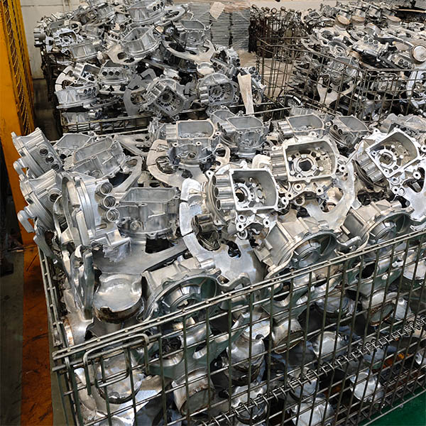 Ewolucja CNC Laser Metal Cutting