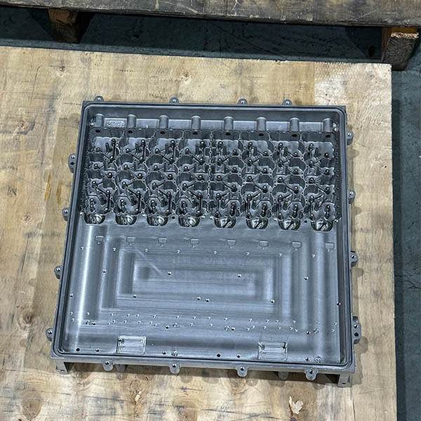 Der leistungsstarke Aluminium 6.0 LS Block ist da