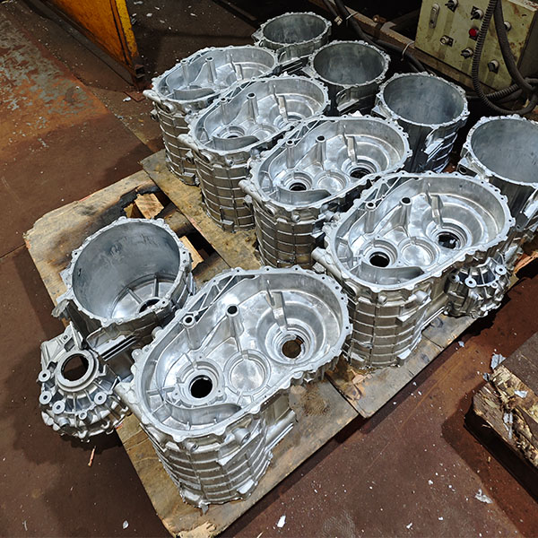 Die Geschichte des Sechszylinders in der Automobiltechnik