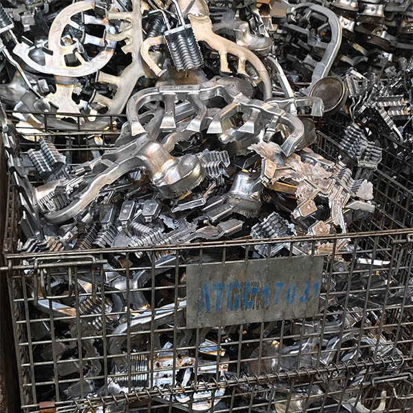 Maßgeschneiderte Extrusionen für verschiedene Industrien und einzigartige Designs