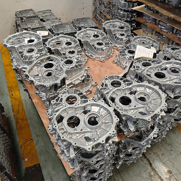 Exzellenz im Aluminiumguss