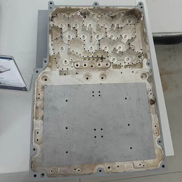 Tingkatkan Ketelitian Penggilingan Anda dengan Teknik Mesin Penggiling CNC