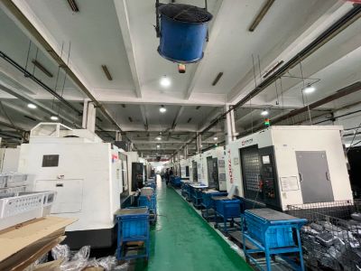 Pabrik dengan mesin CNC paling banyak