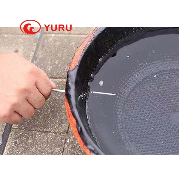 استخدام طلاء منع تسرب المياه