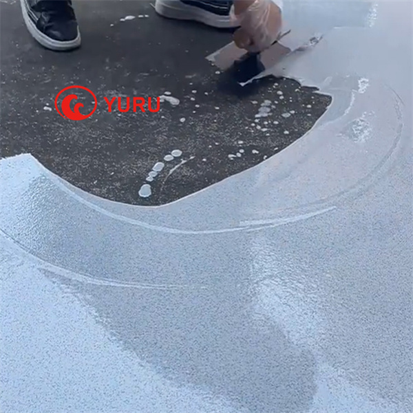 Erzielen Sie ein professionelles Finish mit Epoxid-Harz-Farbsand-Boden