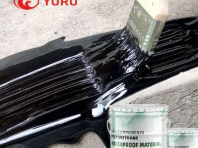 How to Maintain Your Roof After Applying Sealant Paint
