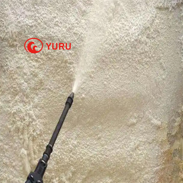 لماذا يعتبر رذاذ عزل الرغوة البولي يوريثين استثمارًا ذكيًا؟