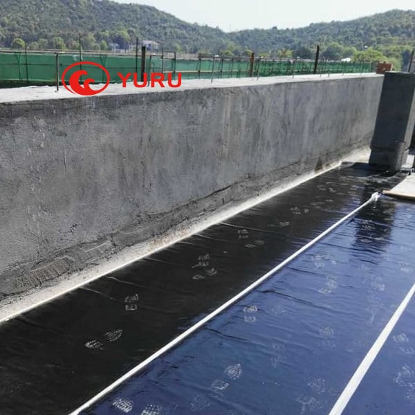 3. Sicherheit und Verwendung von schwarzer wasserdichter Farbe für Holz