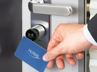 What Businesses Need From a Modern Door Access Card System