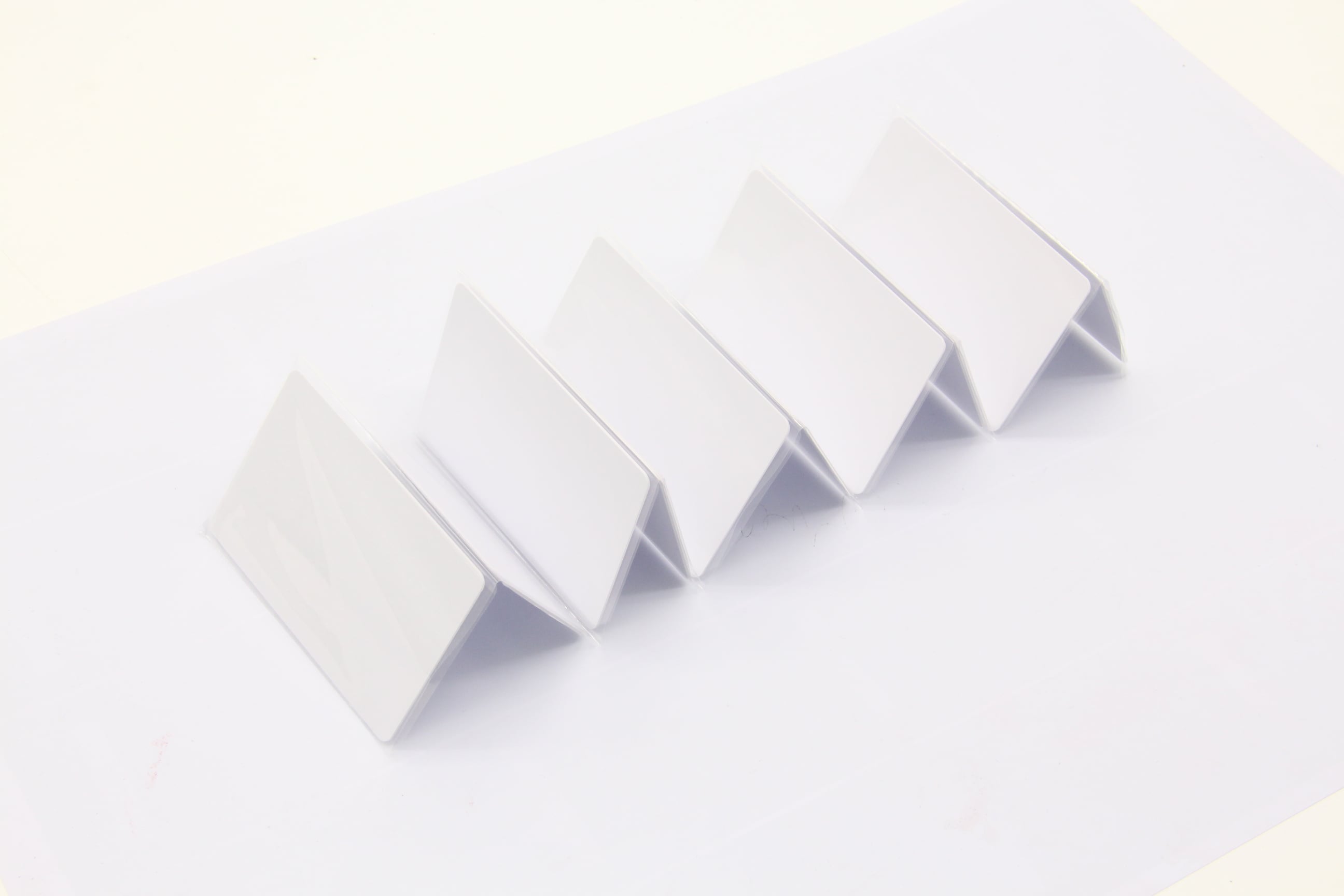 Government custom 13.56 mhz mifare Hologram printer id pvc Holographic nfc card details
