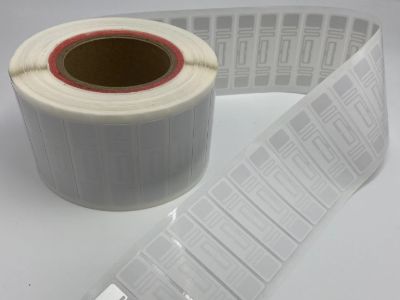Why RFID Logistics Tag Performance Matters in High-Speed Distribution