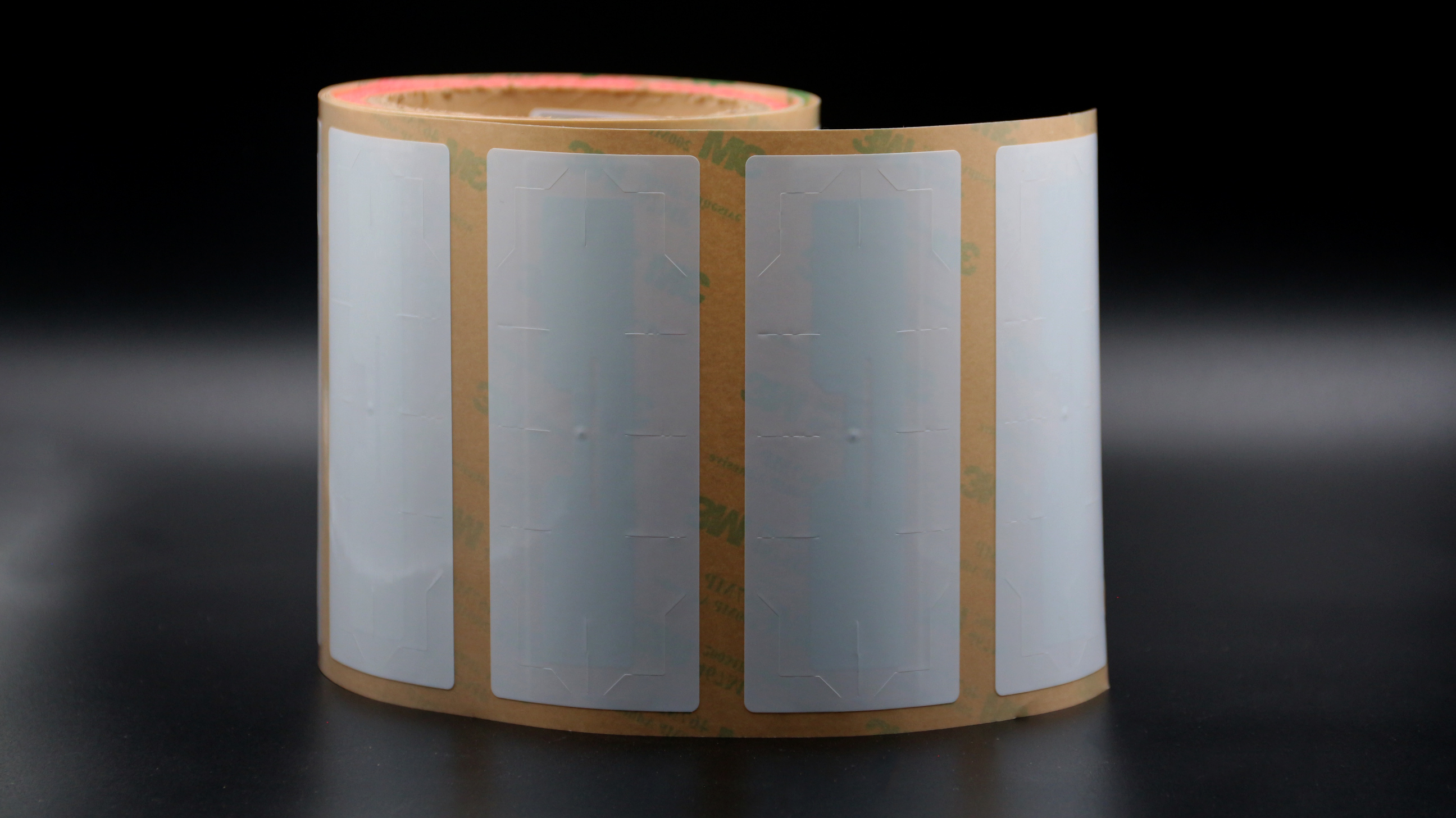 9654 Long Range 860-960mhz H3/HEC/H9 19*93mm Inventory Passive UHF RFID Tag for Pallet Tyre Windshield Vehicle Management details